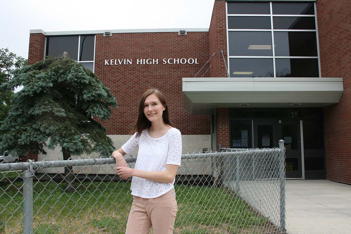8f7fb0fc-81ee-41be-824c-923e89d8c339_Amanda%20Chambers%20Edit%20Valedictorain.jpg